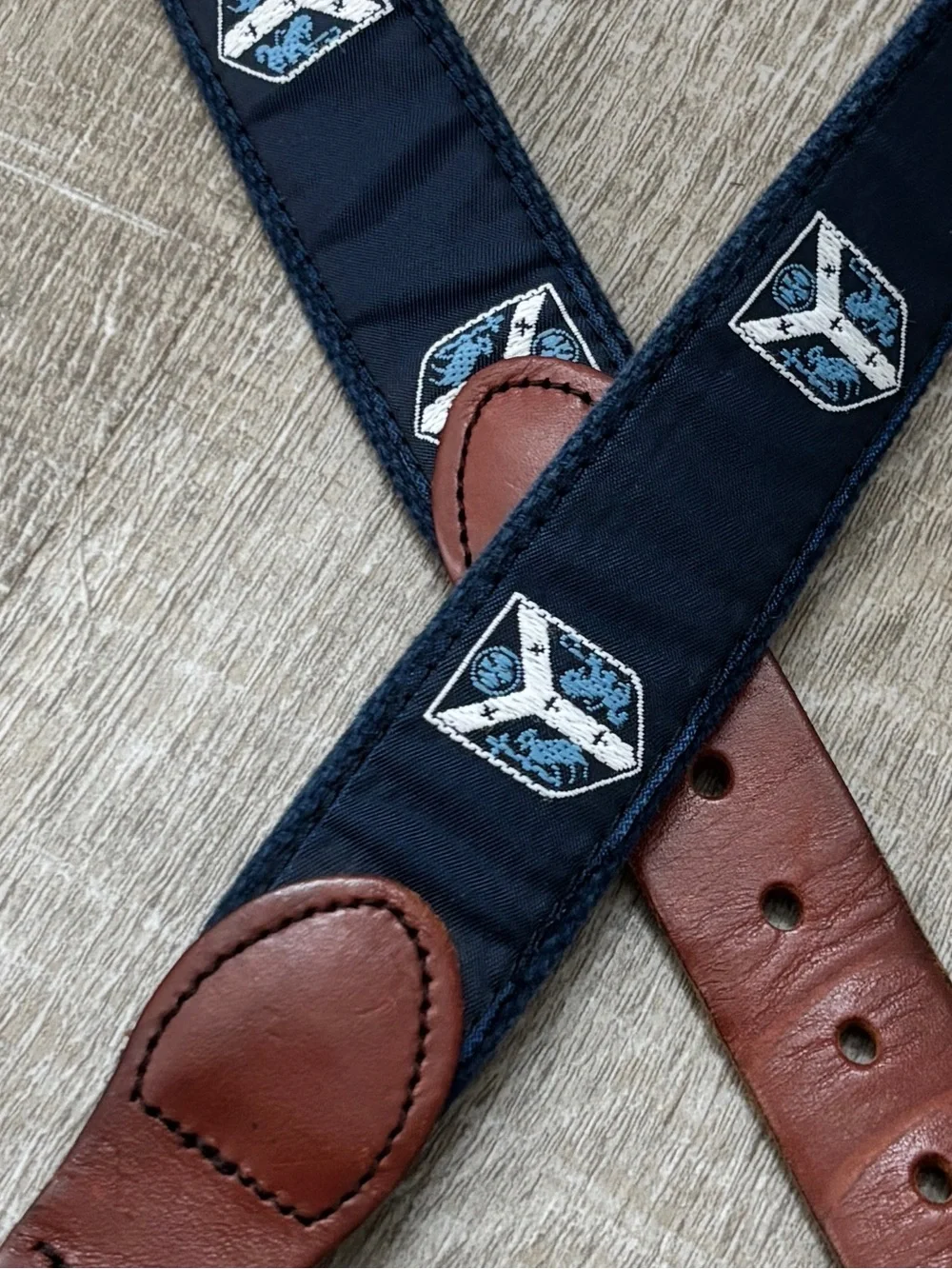 Leather Man Ltd Golf Country Club Belt Mens 32 Navy Blue Tan Leather Preppy